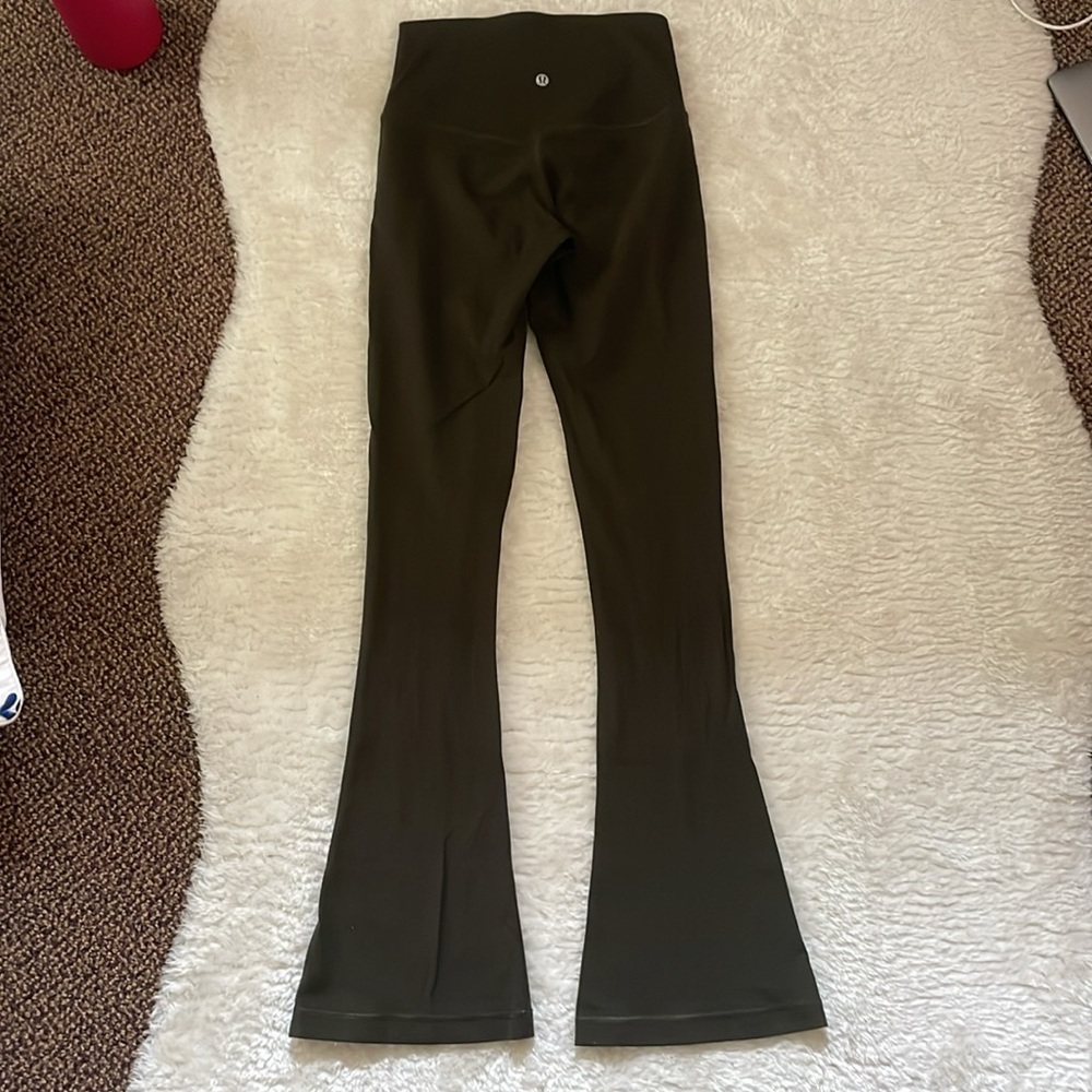 Lulu lemon yoga pants